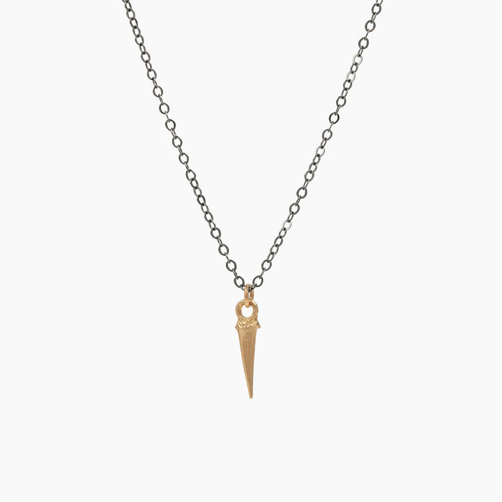 catbriar thorn necklace