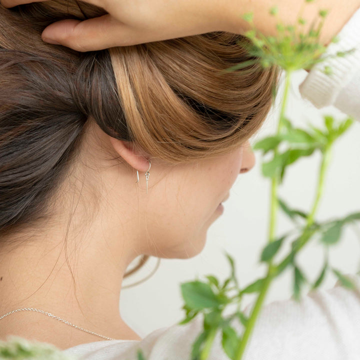 catbriar thorn earrings