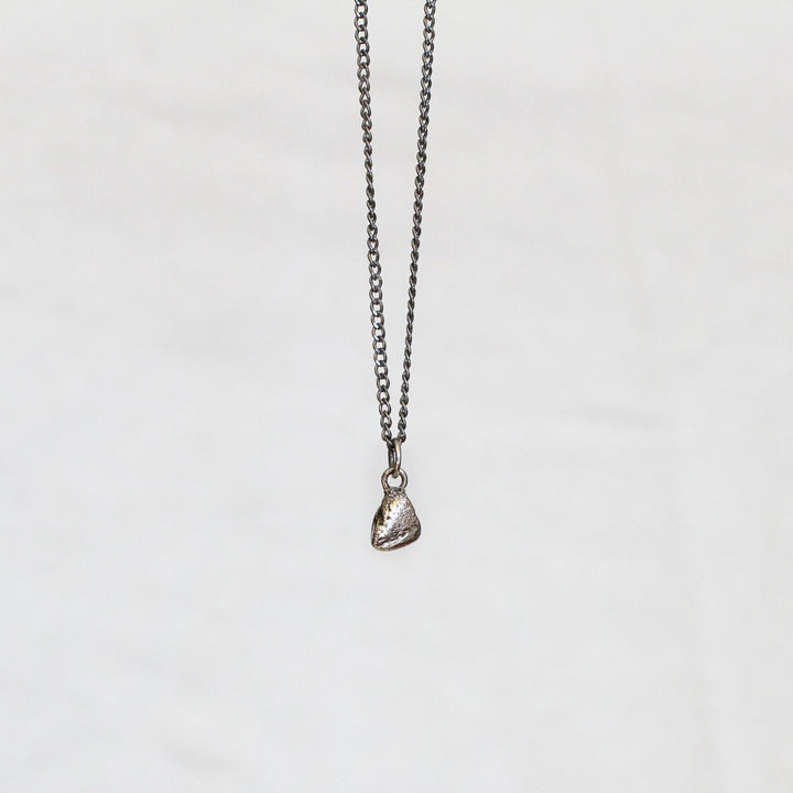 lucky pebble necklace