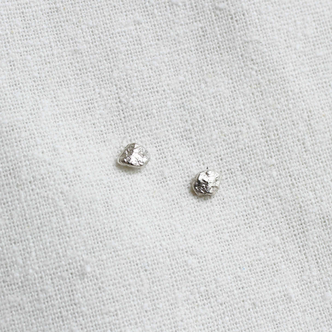 ocean pebble studs