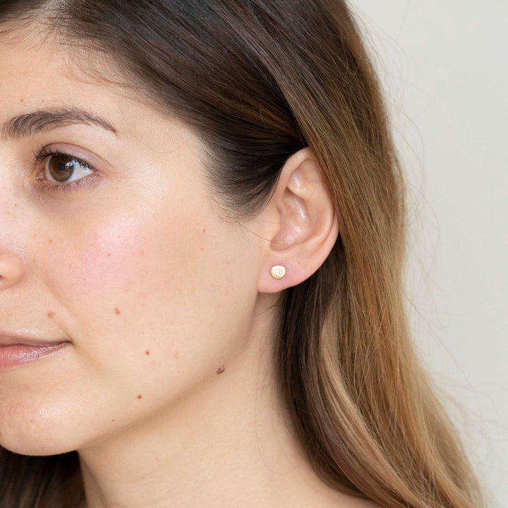 skipping stone studs