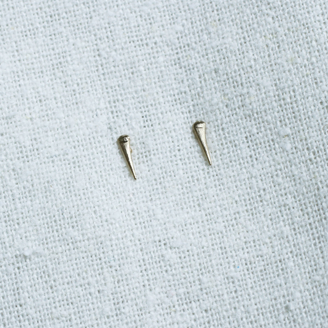 wild rose thorn studs