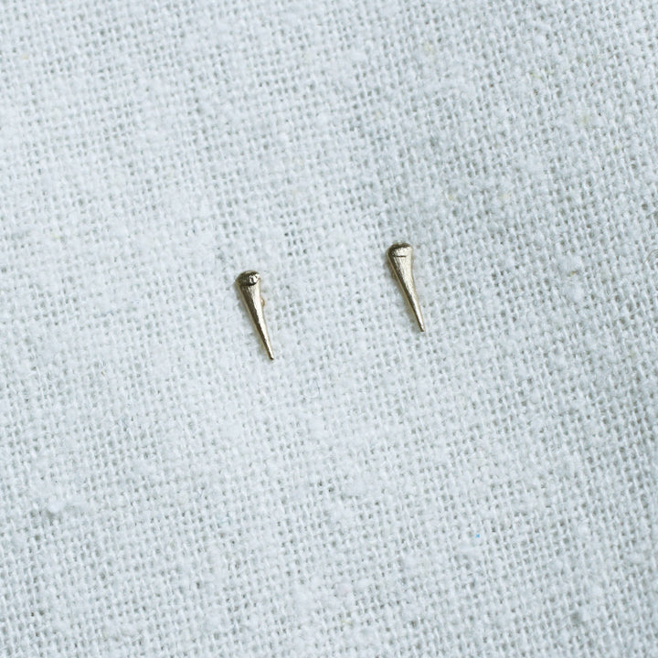 wild rose thorn studs