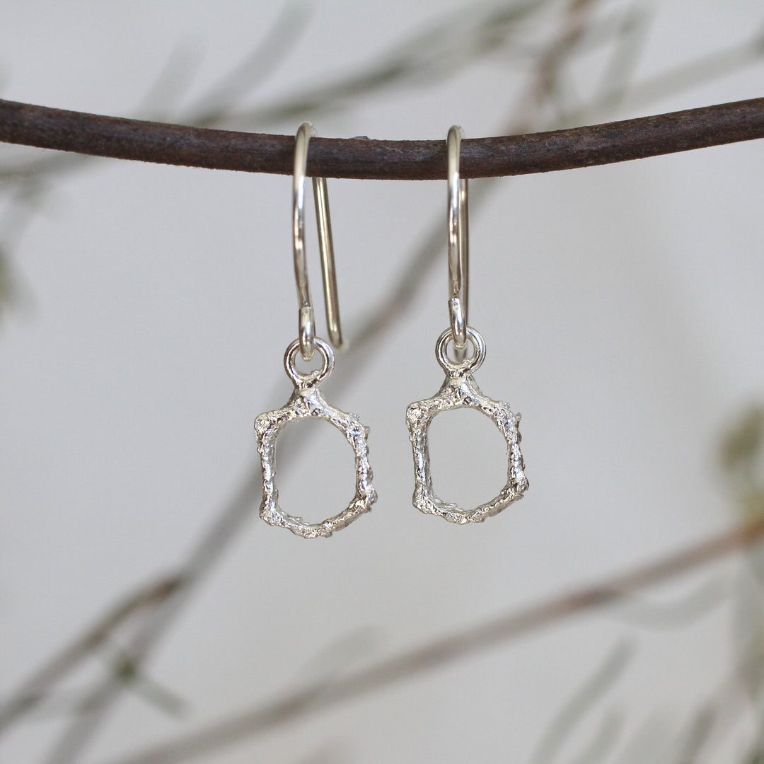 honeycomb outline earrings
