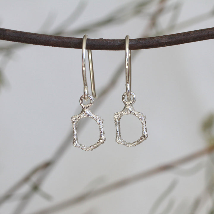 honeycomb outline earrings