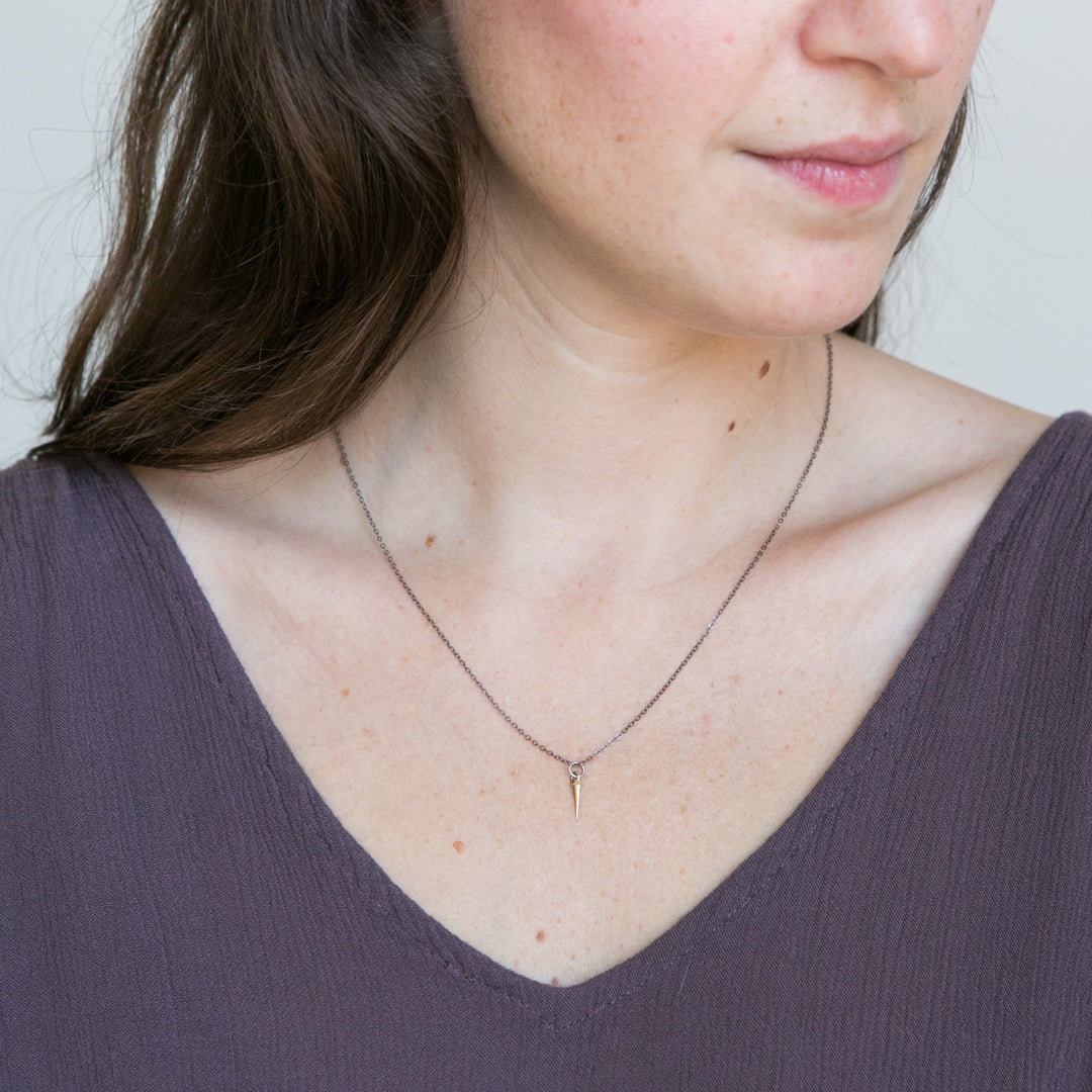 catbriar thorn necklace