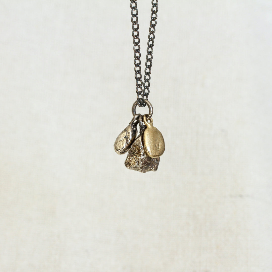 pocketful of ocean pebbles necklace