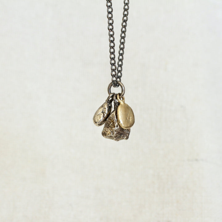 pocketful of ocean pebbles necklace