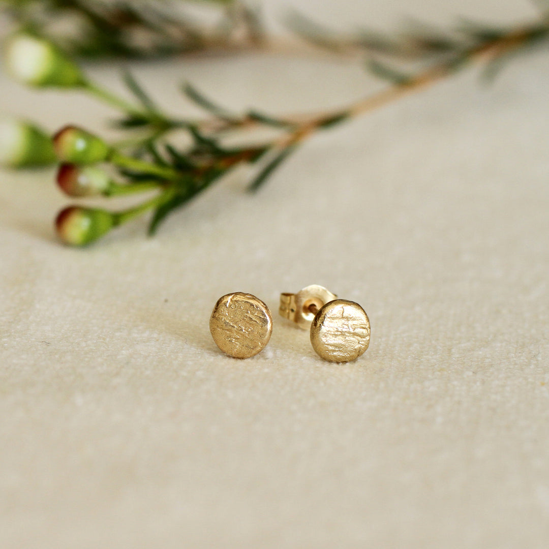 birch bark texture studs