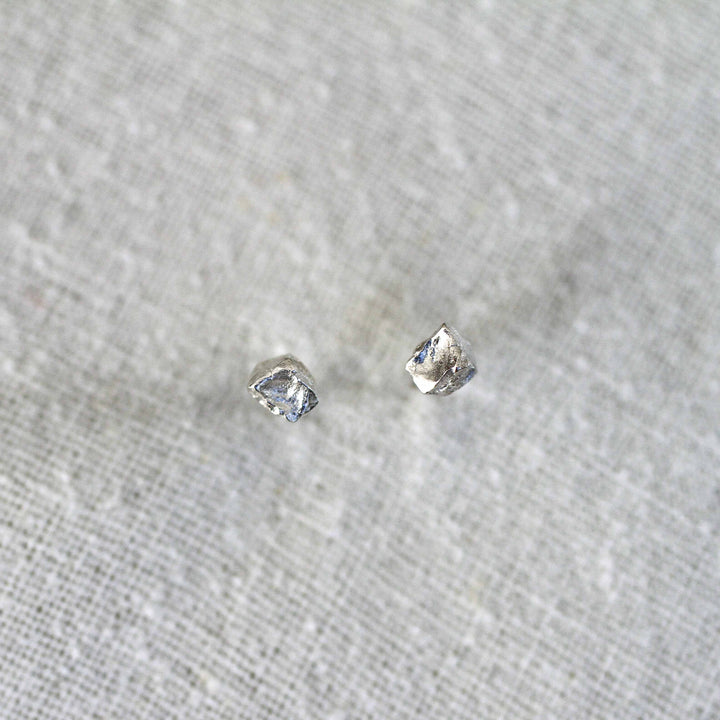cacao nib studs