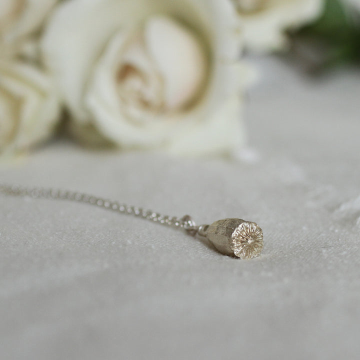 field poppy seed pod necklace